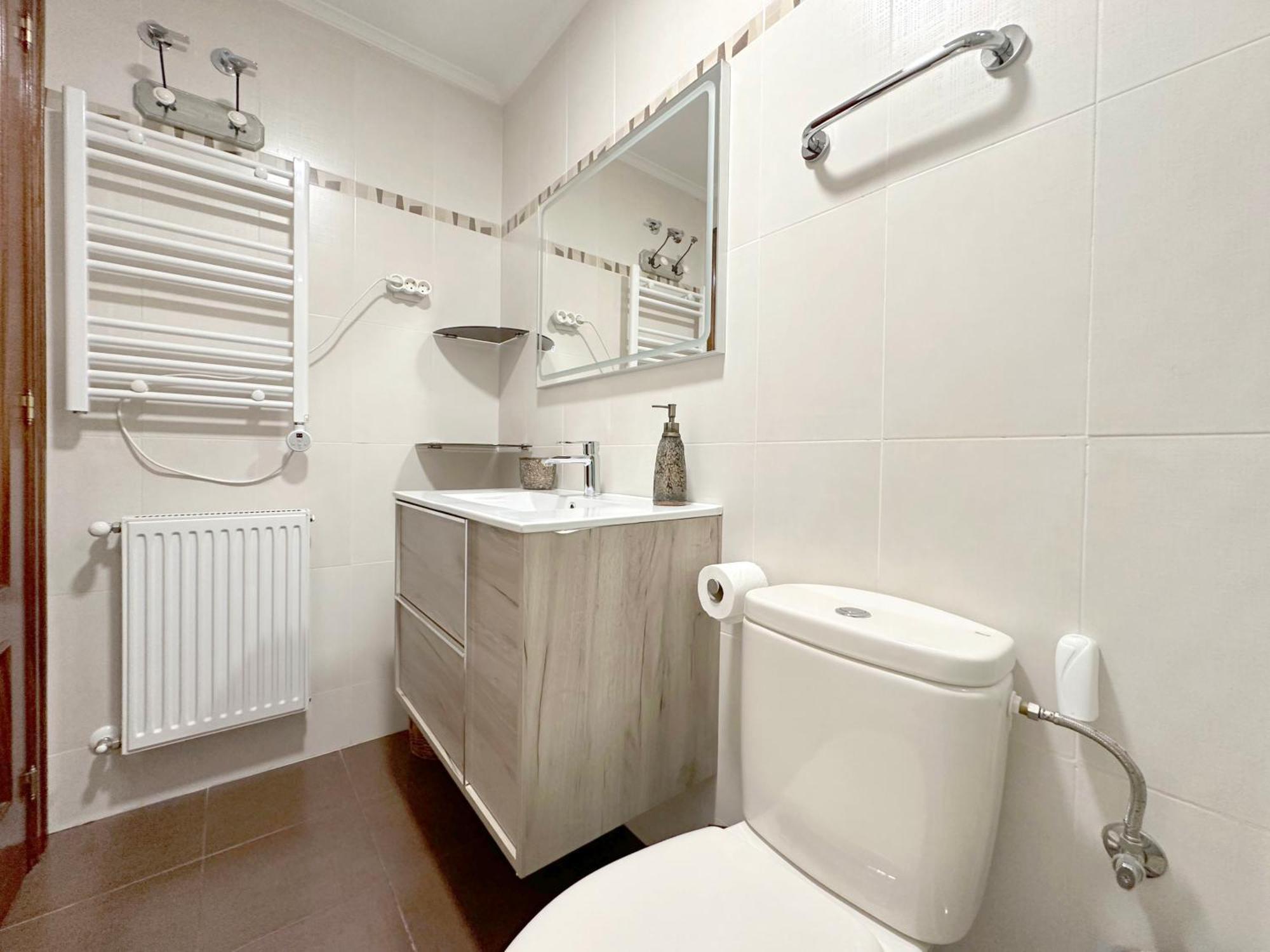 Ferienwohnung Apartamento Con Gran Terraza En El Centro Castro Urdiales Exterior foto